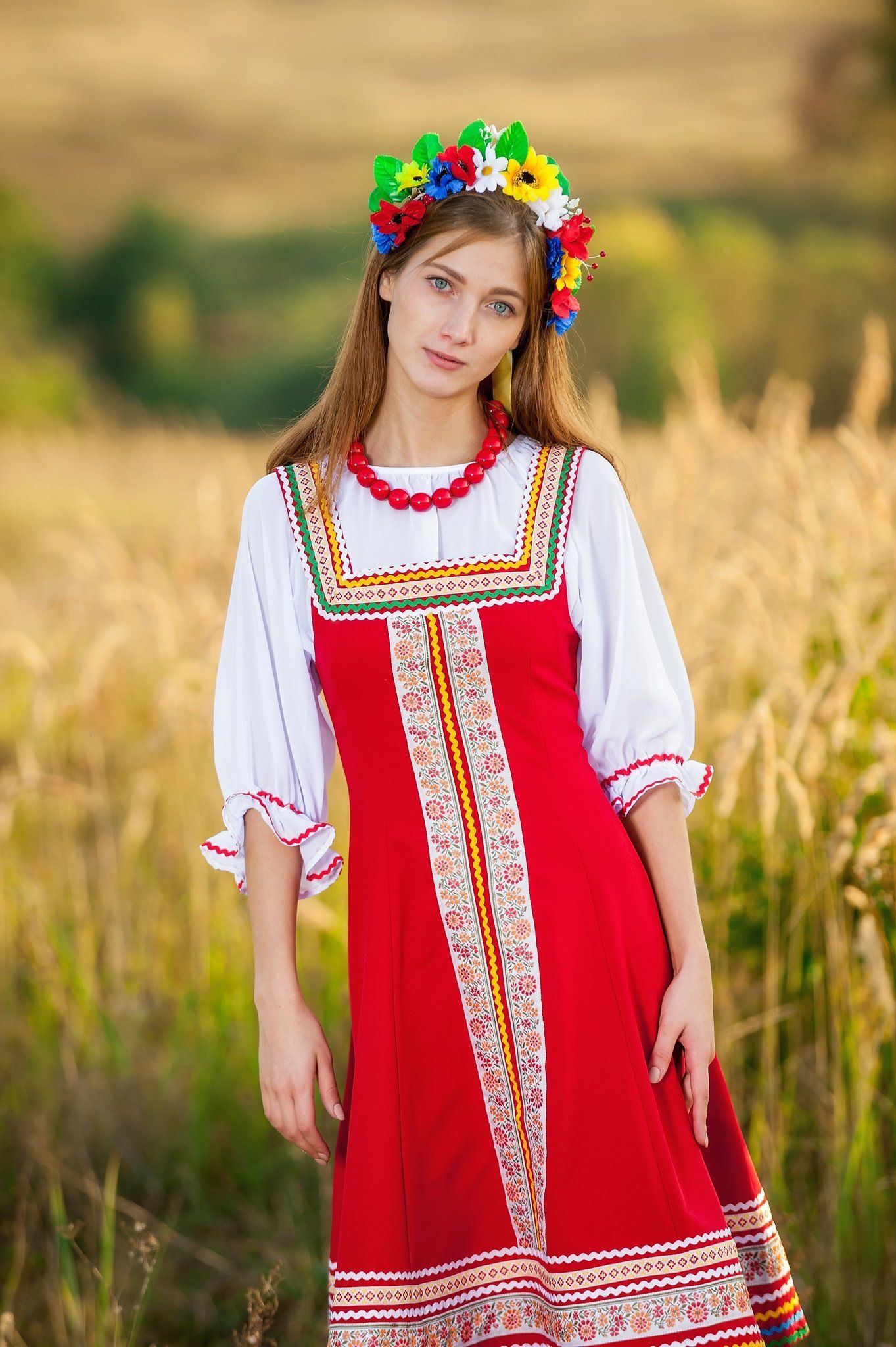 Women in Slavic costumes in Barcelona